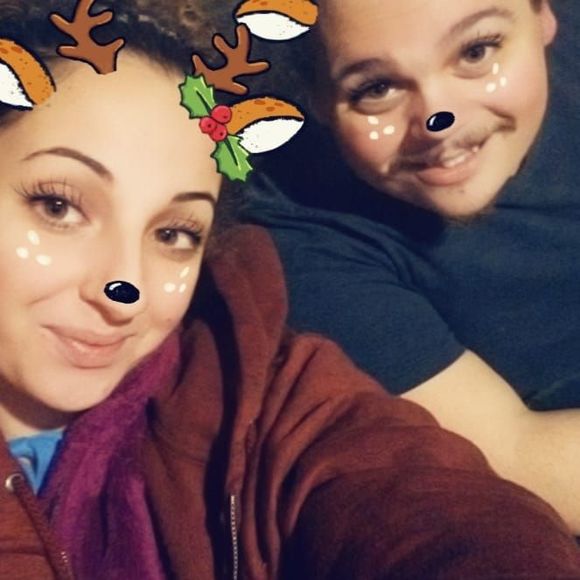 Meet your Posher, Taylor - Picture 1 of 1